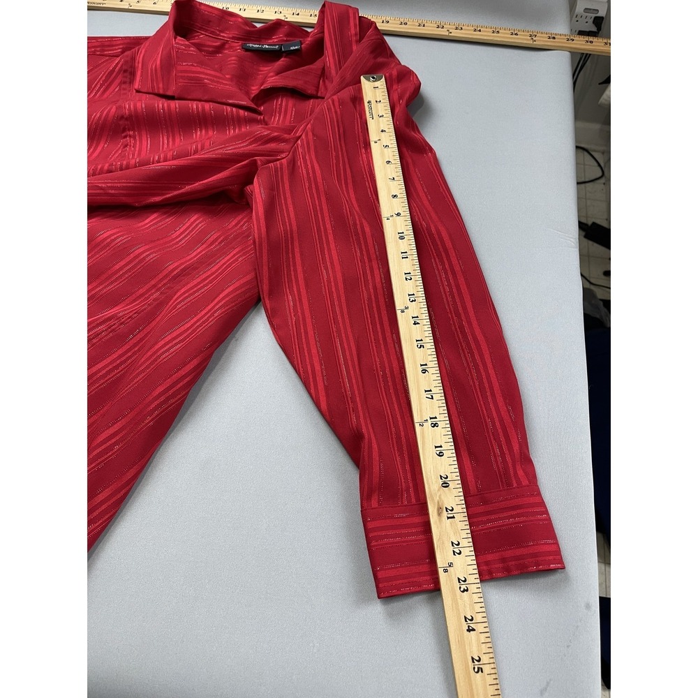 Maggie‎ Barnes Women's 3X 26/28W Red Striped Long Sleeve Button Up Blouse Top - Picture 8 of 9